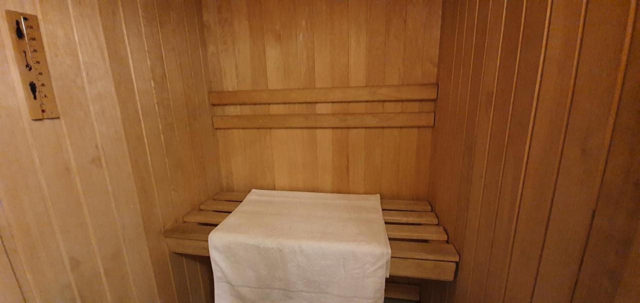 Aparthotel 4 ,, Cosy House Billiard " - Sauna & Parking Kaunas Esterno foto