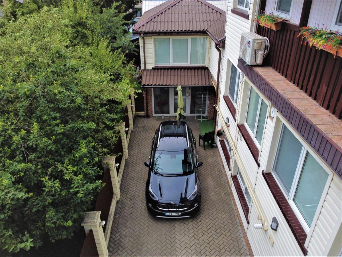 Aparthotel 4 ,, Cosy House Billiard " - Sauna & Parking Kaunas Esterno foto